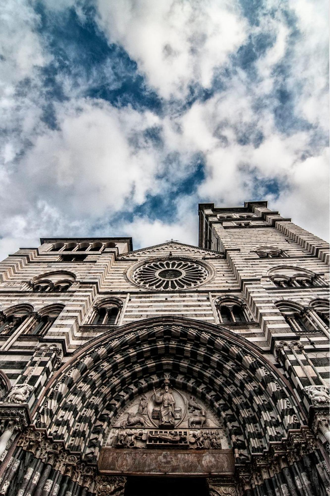 Genova Centro Colonna-Cattedrale Di San Lorenzo Екстер'єр фото